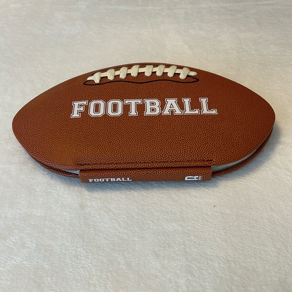 RUCKUS 2017 FOOTBALL BOOK. VERY GOOD CONDITION. LOOSE PAGE IN MIDDLE